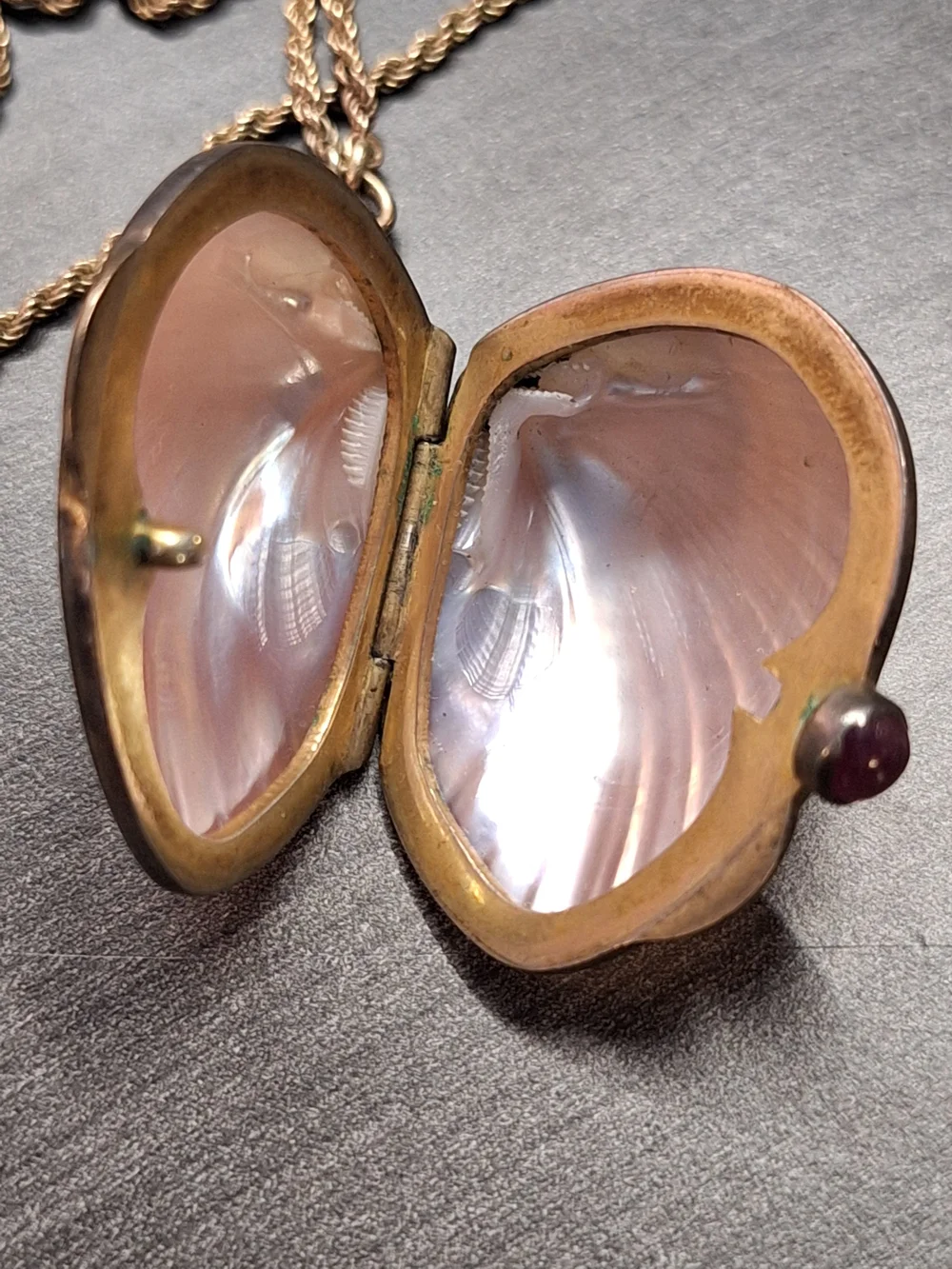 Vintage SOB & Co Gold-Tone Necklace with Cream SeaShell Locket Pendant Inlay